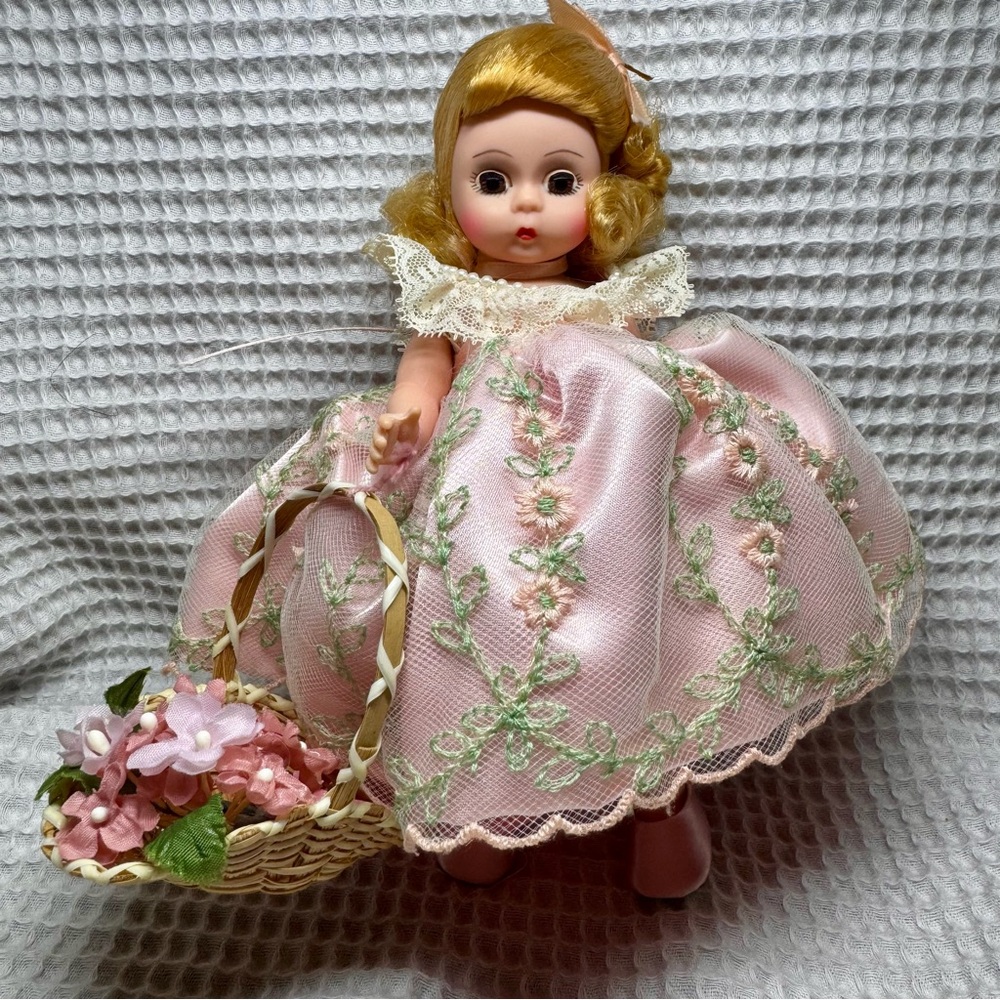 Madame Alexander Wendy Loves Her Sunday Best 8” Doll Pink Satin Limited Ed